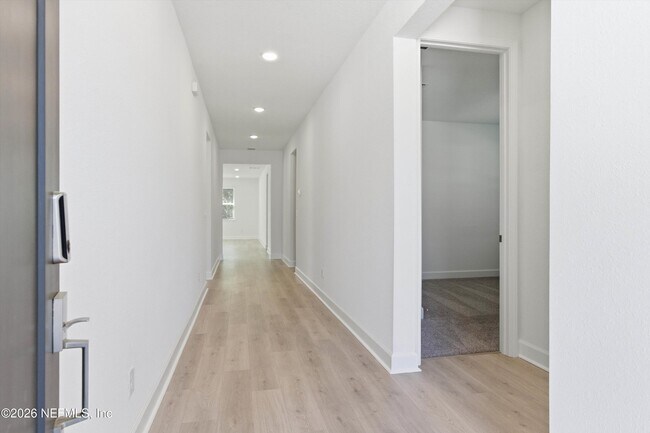 Photo - 155 Lightsey Xing Ln