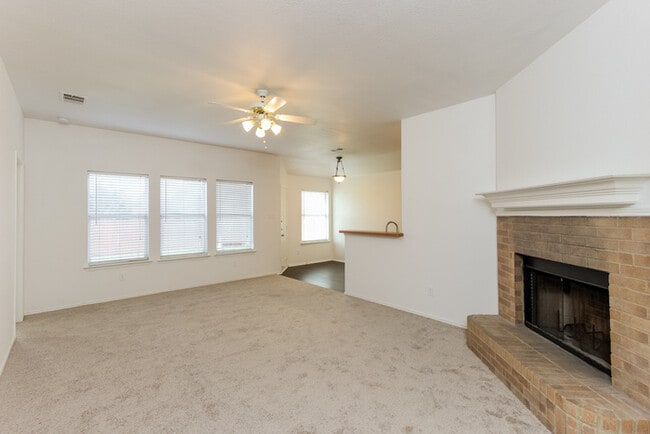 Photo - 101 Kennedy Dr