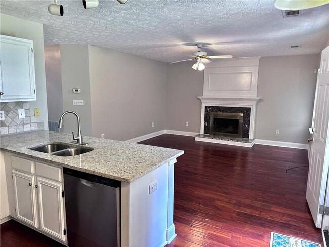 Photo - 1035 Arborhill Ln