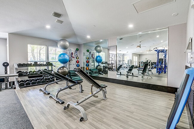 Cabana Beach Gainesville-Off Campus Apartments Near UF-24 Hour Fitness Center
