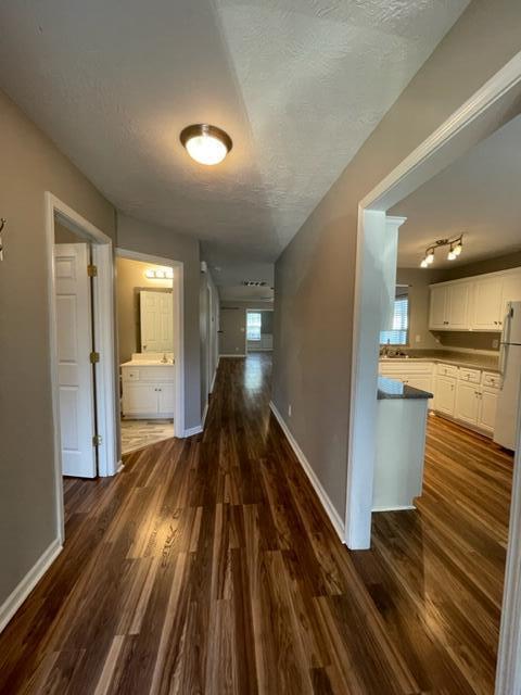 Photo - 120 Kendallwood Ct