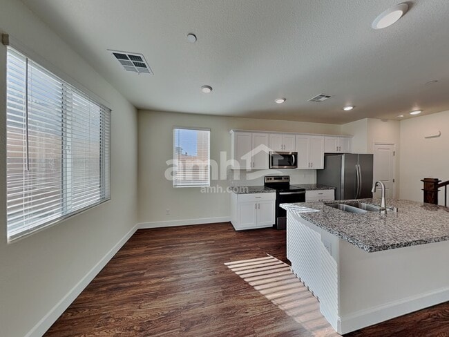 Photo - 83 Foxridge Swings Ln