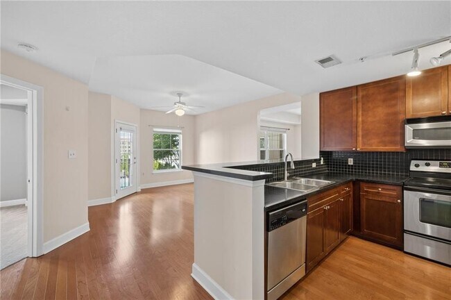 230 E Ponce de Leon Ave Unit 221
