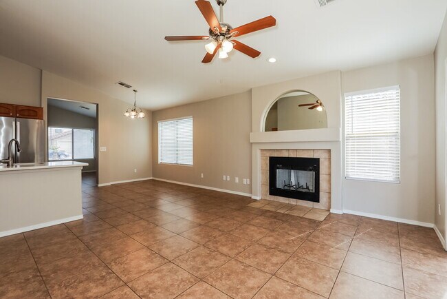 Photo - 1033 E Yuma Ave Casa