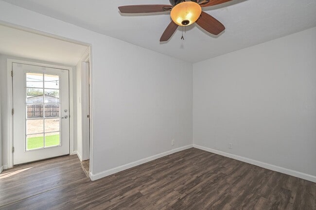 Photo - 1211 N Frances St