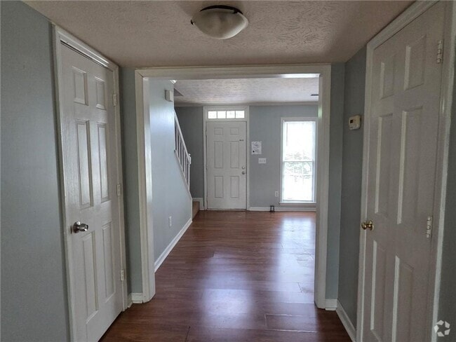 Building Photo - 876 Indian Lake Dr NW Rental