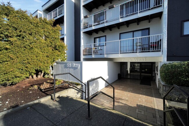 Photo - Park West Apartments