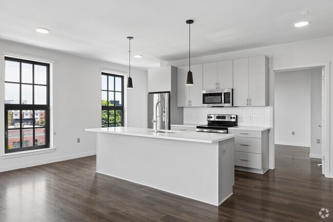 2BR, 2BA - 1,182SF - Kitchen