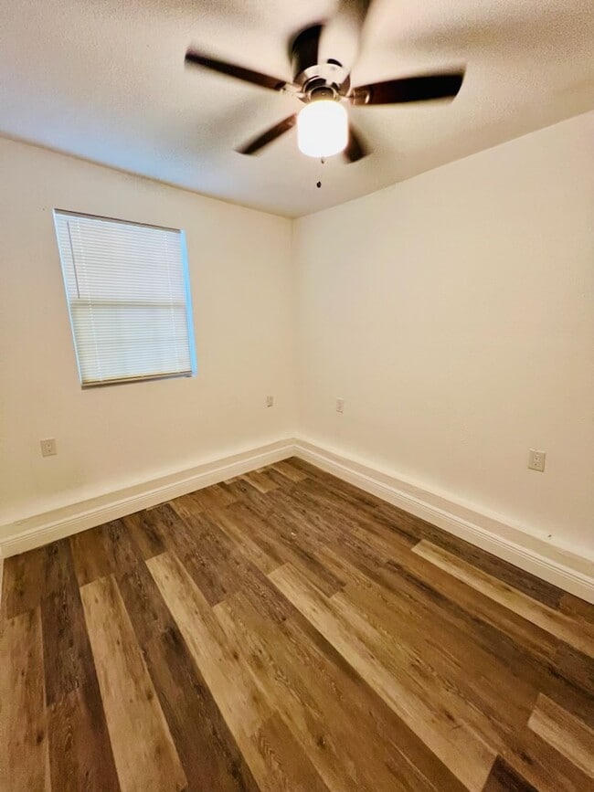 Photo - Harbor House C