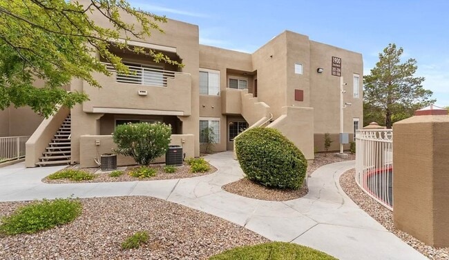 Building Photo - Beautiful First-Floor Summerlin Condo in La Posada – 2 Bed, 2 Bath with Private Patio Unit 104