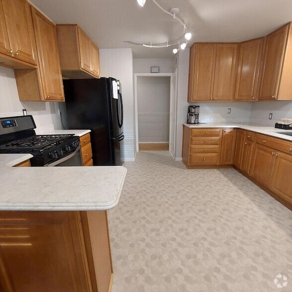 Building Photo - 2347 N 117th St Rental