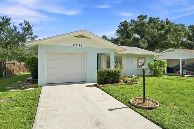 Photo - 2855 Dueby St