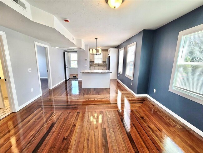 Building Photo - 121 Lowden St