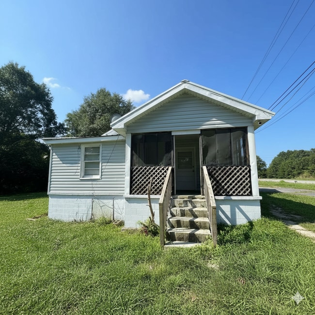 Photo - 817 Cartersville Hwy