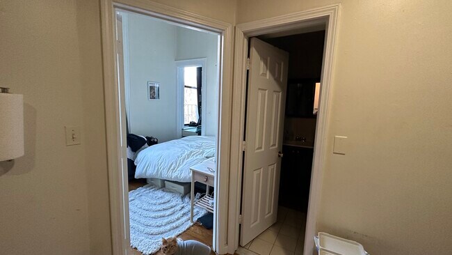 Photo - 427 Shawmut Ave Unidad 2