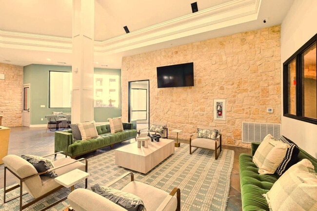 Photo - 1221 Legacy Dr Unidad ID1363562P