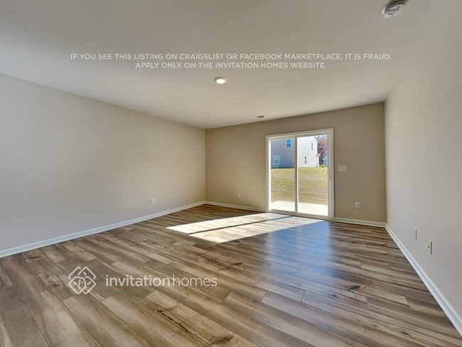 Photo - 1143 Woodhouse Dr