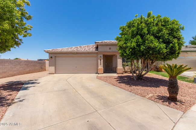 Photo - 10874 W Edgemont Ave Casa