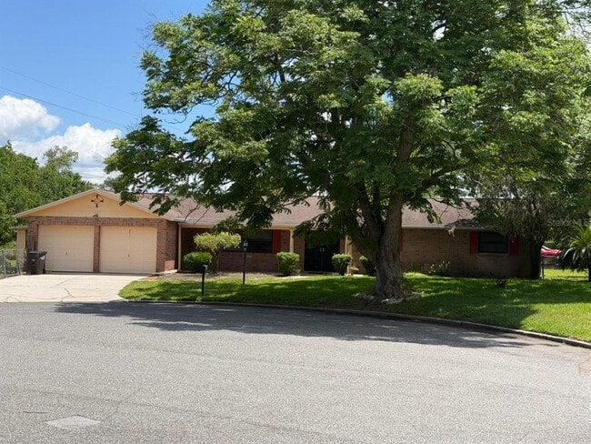 Building Photo - 803 Glen Arden Way