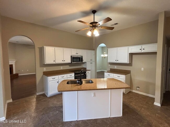 Photo - 1705 Cedar Lake Cove