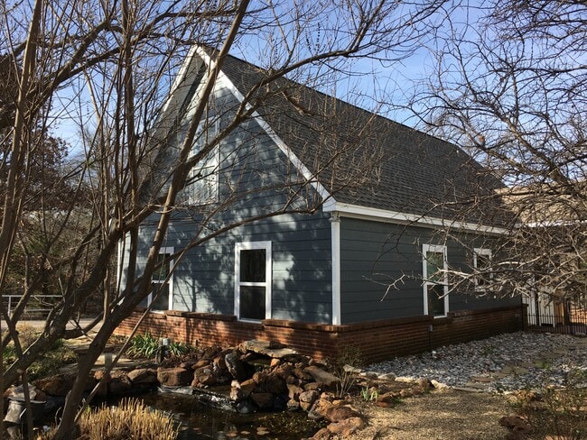 Photo - 1751 Spring Mountain Road