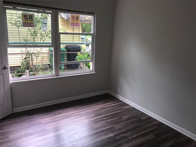 Photo - 8119 Rockford Dr