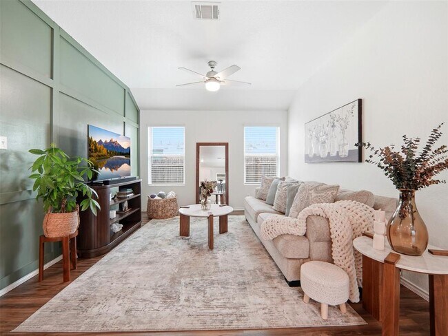 Photo - 21412 Wilmiller Ln