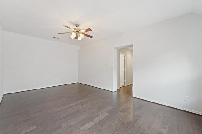 Photo - 2107 Crockett St