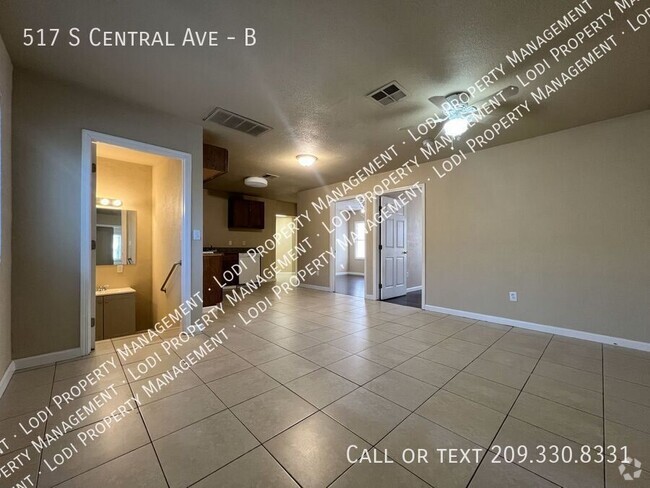 Building Photo - 517 S Central Ave Unit B Rental