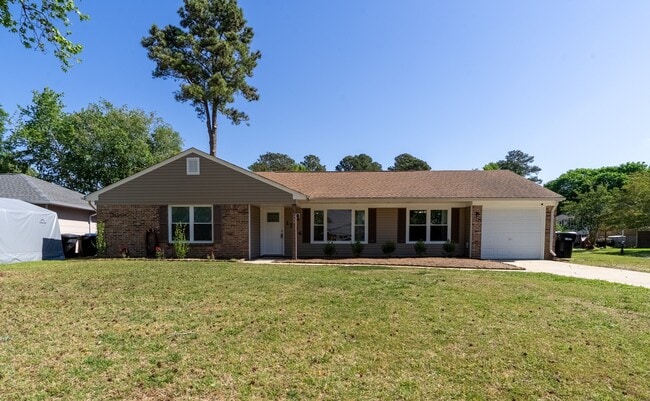 Building Photo - 1724 Placid Ct