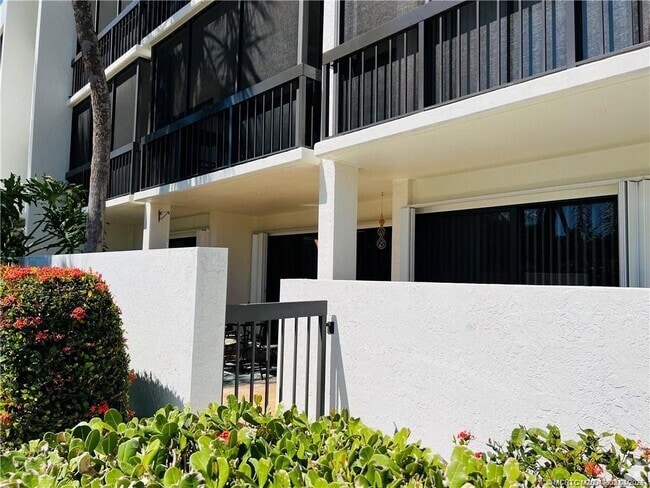 Building Photo - 3792 NE Ocean Blvd Unit 103 Rental