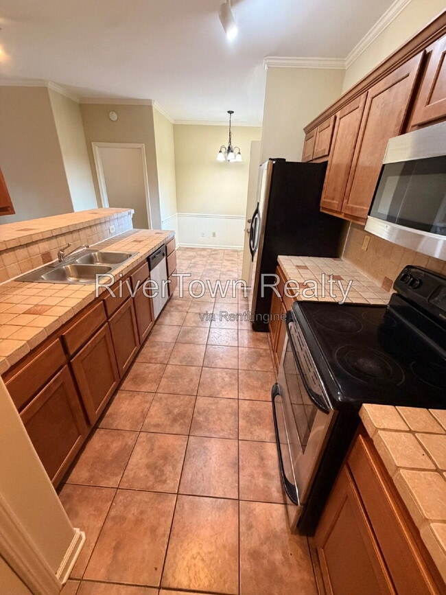 Photo - 645 Gookin Pl Unit 201