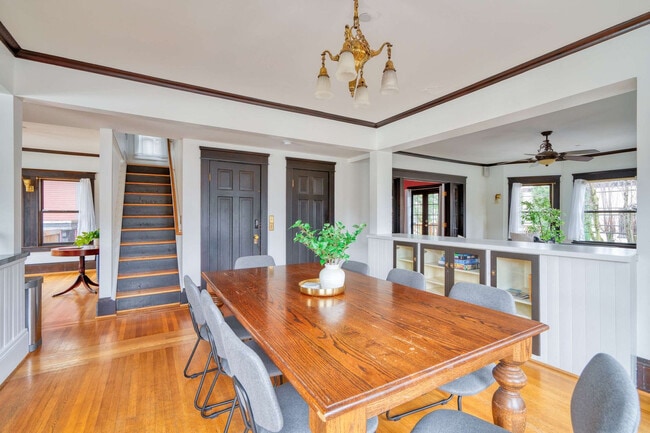 Photo - 2104 NW Everett St Unit SI ID1309885P