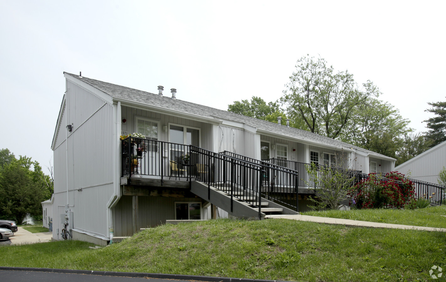 Photo - Villa Lago Apartments