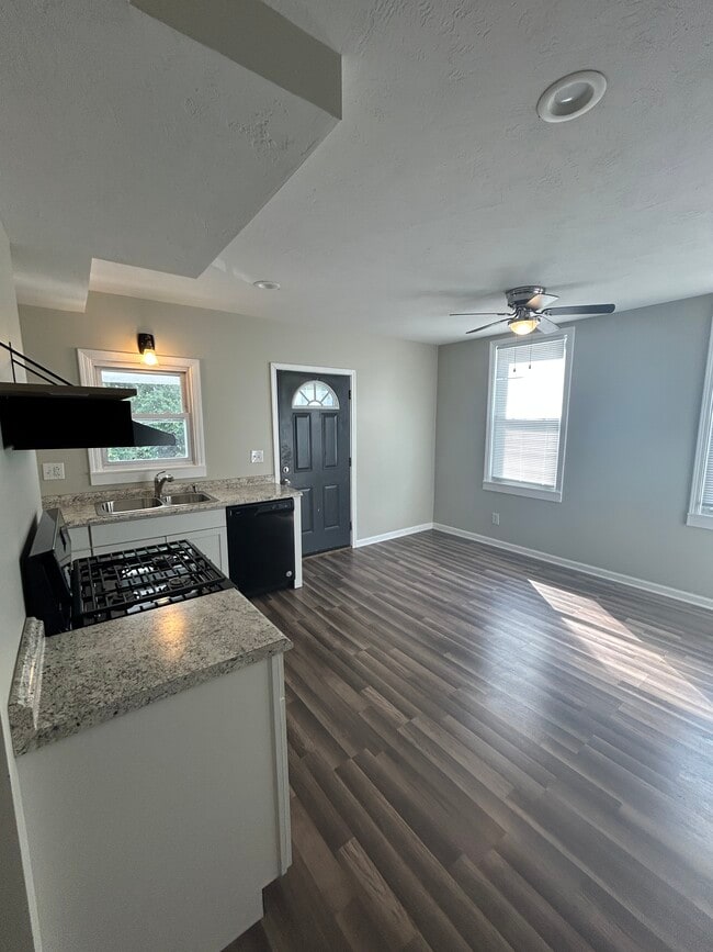 20 Prospect St Unidad Remodeled 2 Bedroom