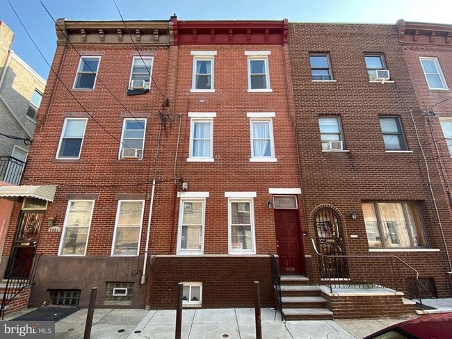 Building Photo - 1010 Winton St Unit 1ST FLOOR Rental
