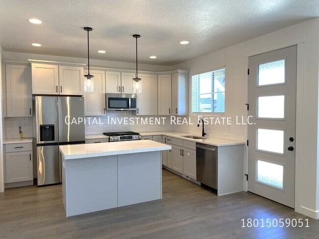 Photo - 11541 Engelmann Dr