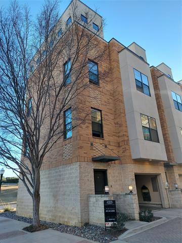 Photo - 736 Skyline Bluff Ct Townhome