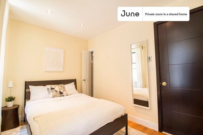 Photo - Room in Shared 5 bed/2 bath home Unit D