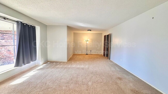 Photo - 12109 Camelot Dr