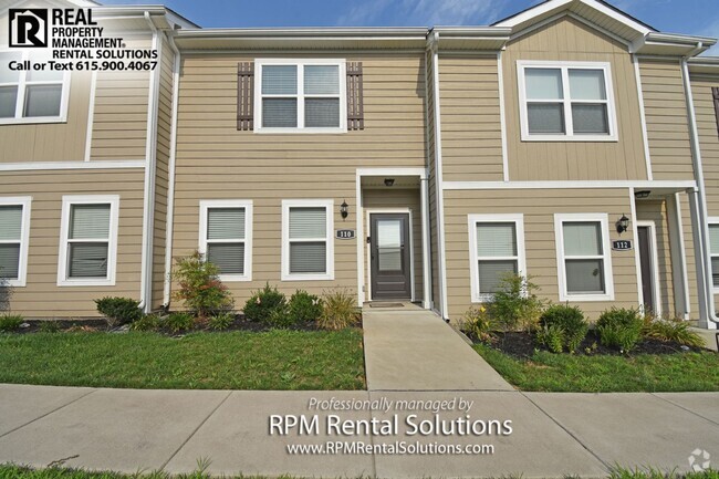 Building Photo - 2 BR/2.5BA LaVergne townhome available now!