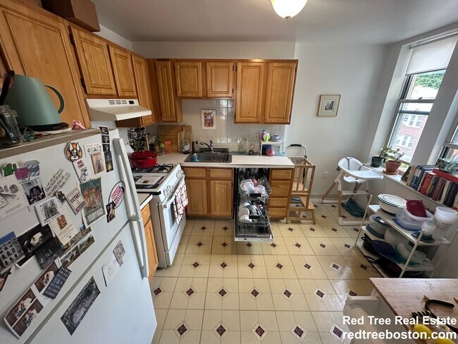 Building Photo - 28 Colborne Rd Unit 12 Rental