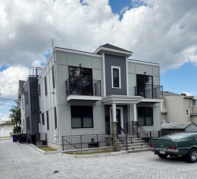 Building Photo - 7 Fremont St Unit 2 Rental