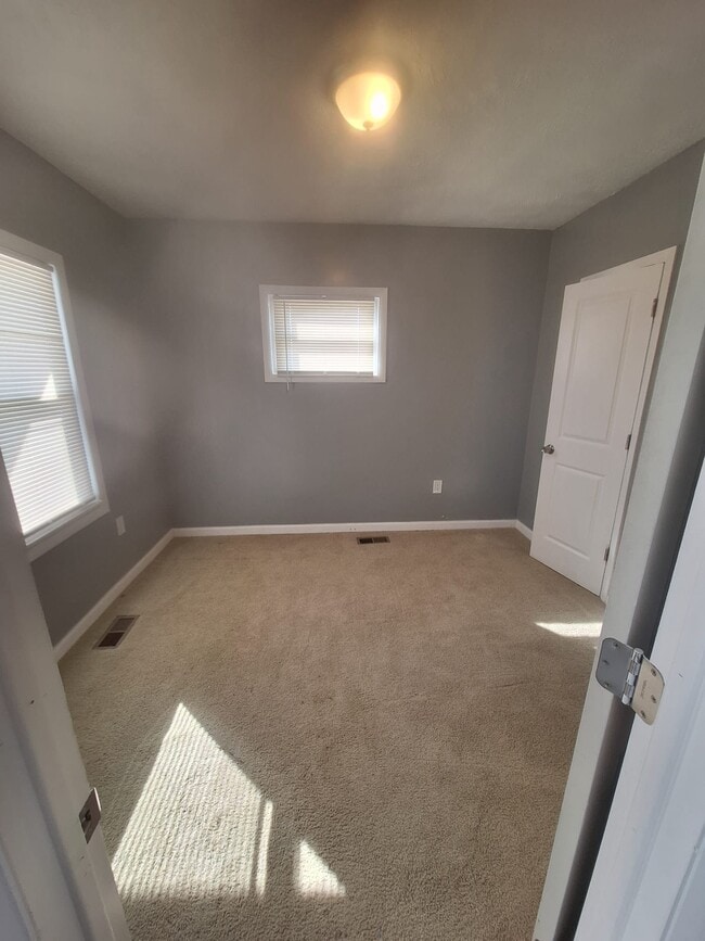 Photo - 12613 Parkhill Ave