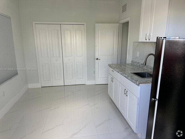 Building Photo - 13201 SW 274th Terrace Rental