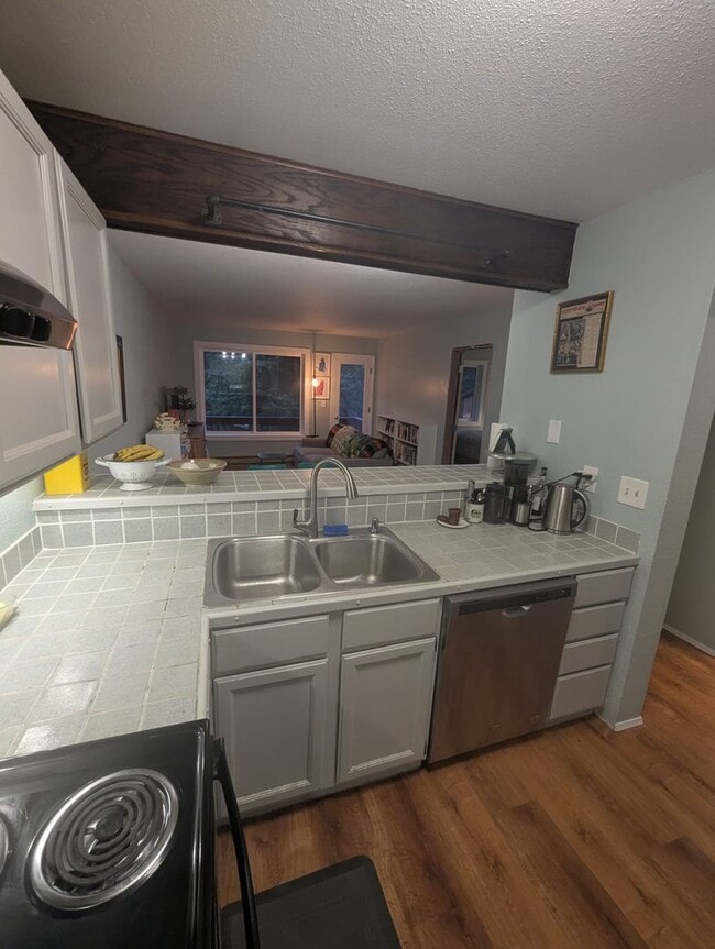 Photo - 2 bed/1 bath Crowhill condo on Douglas- Unfurnished