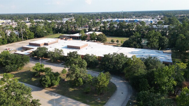 Photo - 19134 Milloak Dr