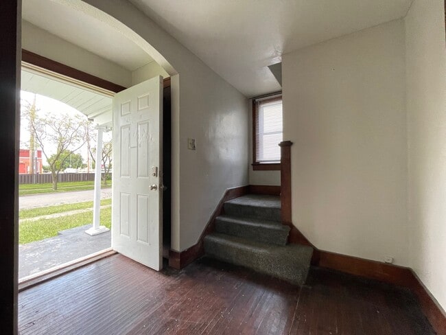 Photo - 1845 E N St