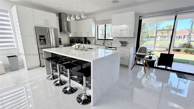 Photo - 8513 NW 41st St