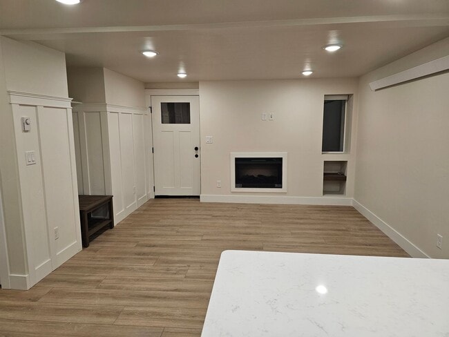 Photo - Crapo's 156 Duplex Unit 2